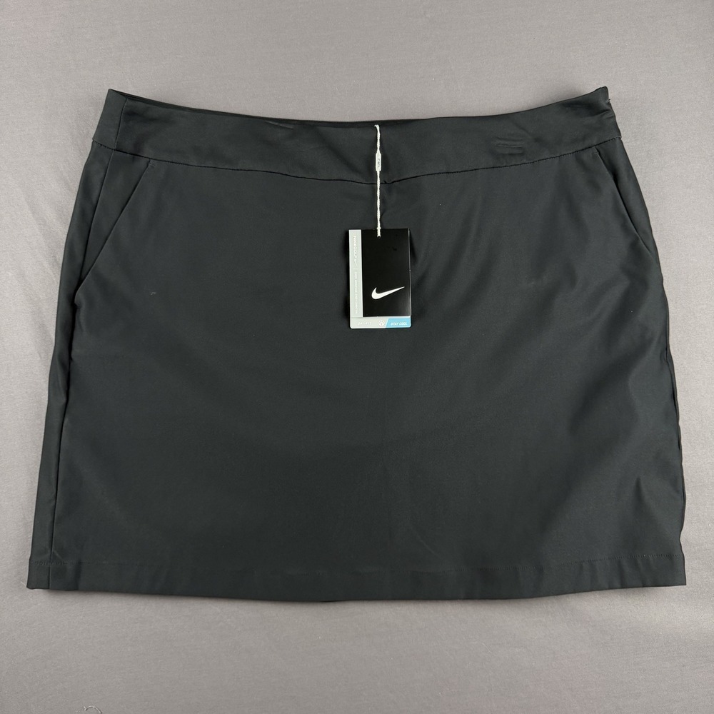 Nike Dri-FIT Women's Black Athletic Golf Skort Size 14 Pockets Stretch Short